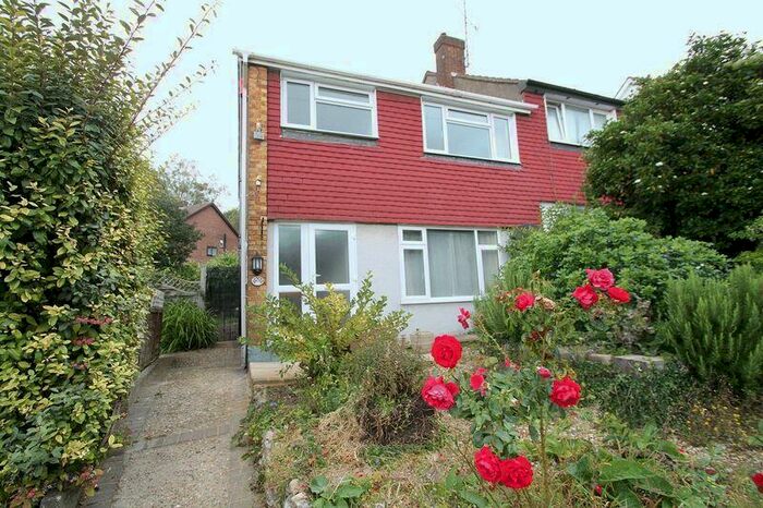 3 Bedroom End Of Terrace House To Rent In Arnison Avenue, High Wycombe, HP13