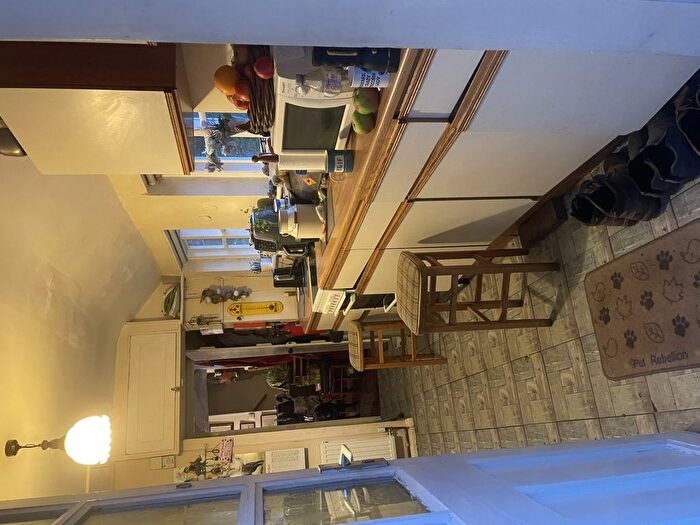 2 Bedroom Cottage For Sale In Highleadon, Newent, Gloucestershire, GL18