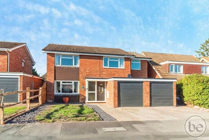 5 Bedroom Detached House For Sale In Askew Drive, Spencers Wood, RG7