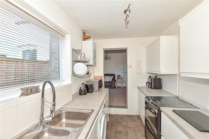 3 Bedroom Terraced House For Sale In Hythe Road, Milton Regis, Sittingbourne, Kent, ME10