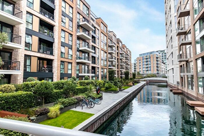 2 Bedroom Flat To Rent In Savoy House, Chelsea Creek, SW6
