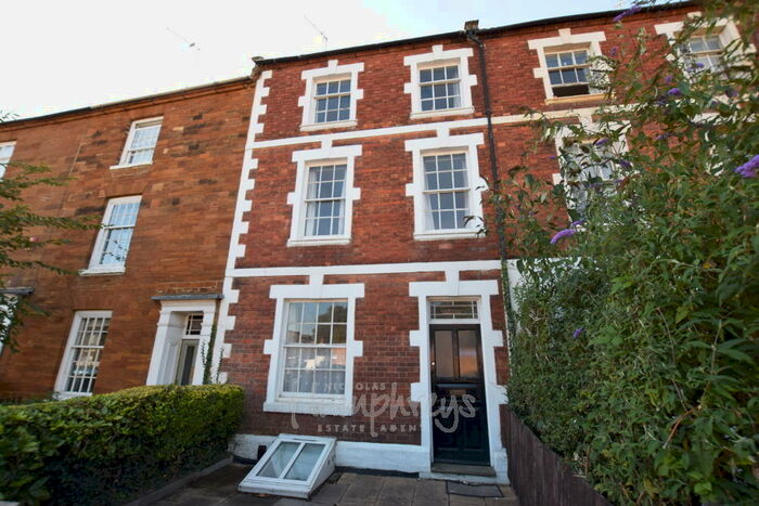 6 Bedroom Terraced House To Rent In Leicester Terrace /, Semilong, Northampton, NN2