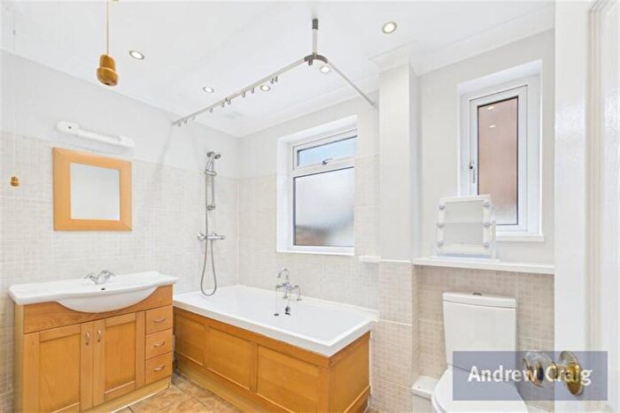 2 Bedroom Flat For Sale In St. Vincent Street, South Shields, NE33