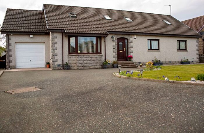 5 Bedroom Detached Bungalow For Sale In Gordon Place, Rothienorman, Inverurie, Aberdeenshire, AB51