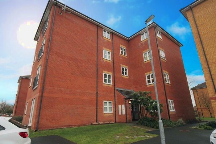 2 Bedroom Apartment To Rent In Lentworth Court, Aigburth, Liverpool, L17