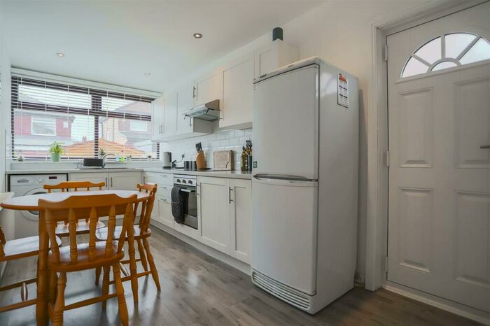 3 Bedroom Semi-Detached House To Rent In Overlinks Drive, Salford, M6