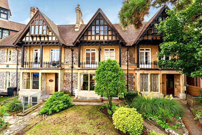 4 Bedroom Apartment For Sale In Creffield Road, Colchester, CO3