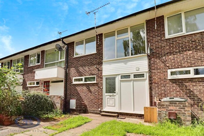 3 Bedroom Mews To Rent In Weaver Close, Alsager, ST7