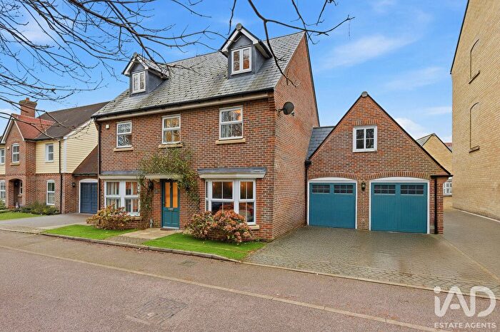 5 Bedroom Detached House For Sale In Bayford Way, Stansted Mountfitchet, CM24