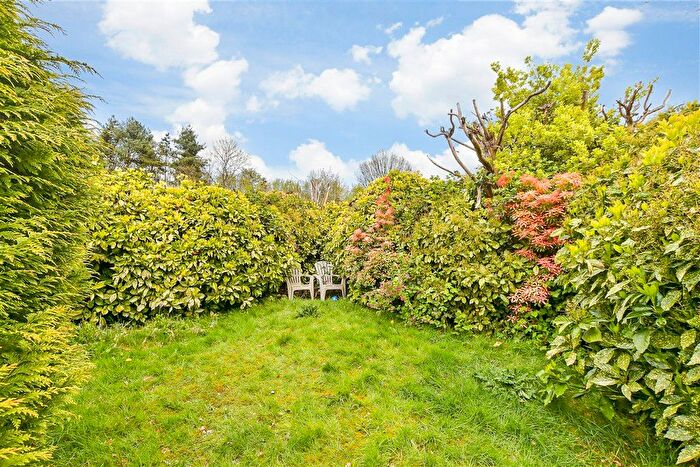 5 Bedroom Semi-Detached House For Sale In Heathfield, Pound Hill, Crawley, West Sussex, RH10