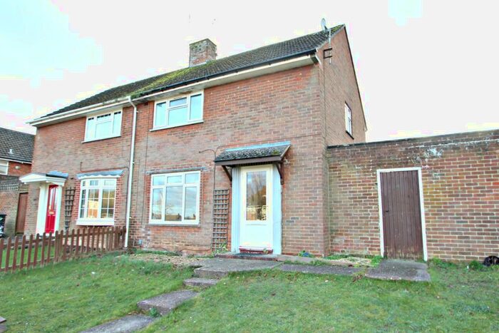 2 Bedroom Semi-Detached House To Rent In Fromond Road, Weeke, SO22