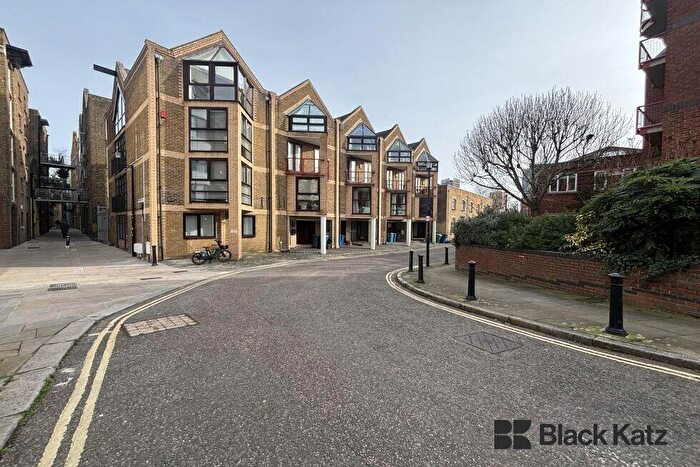 4 Bedroom Flat To Rent In Elephant Lane, Bermondsey / Rotherhithe, SE16
