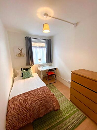 1 Bedroom House To Rent In Lockleaze Road, Bristol, BS7
