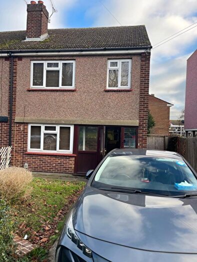 4 Bedroom End Terrace House To Rent In Marlborough Road, Gillingham, ME7
