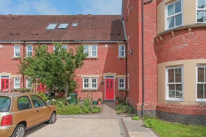 3 Bedroom Terraced House To Rent In Rutherway, Oxford, OX2