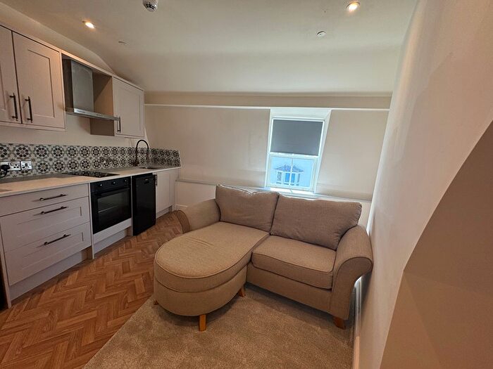 1 Bedroom Flat To Rent In High Street, Menai Bridge, LL59