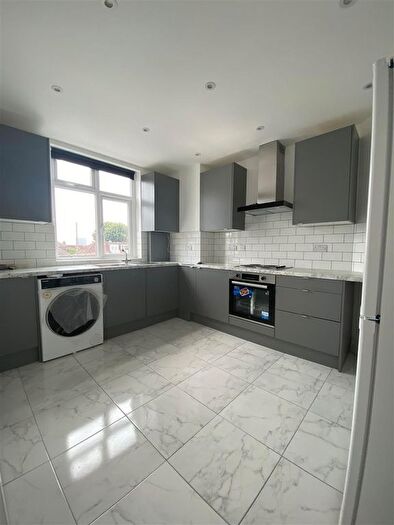 5 Bedroom Property To Rent In Gunnersbury Lane, London, W3