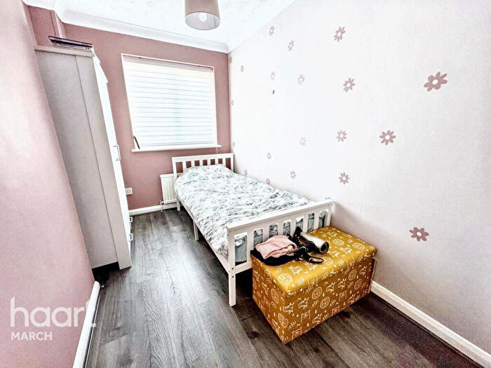 2 Bedroom Terraced House For Sale In Grenadiers Drive, Chatteris, PE16