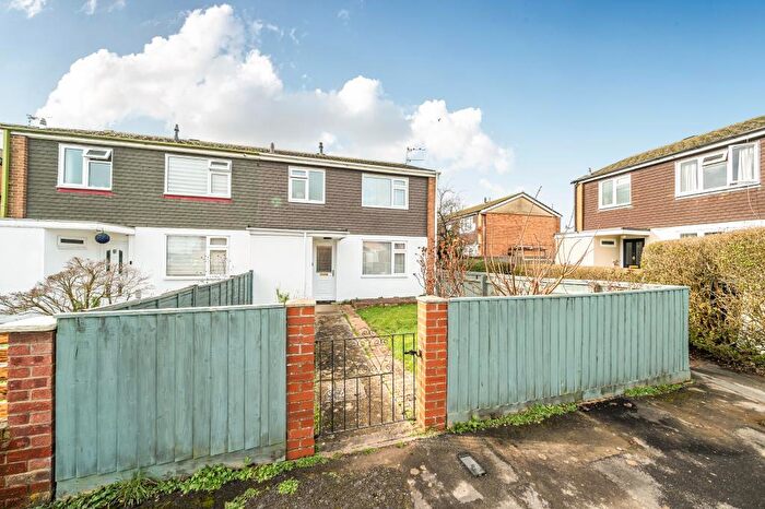 3 Bedroom End Of Terrace House For Sale In Berinsfield, Wallingford, OX10