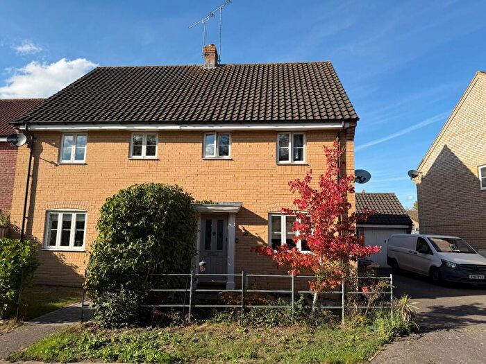 3 Bedroom Semi-Detached House For Sale In Seymour Drive, Haverhill, CB9