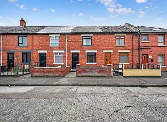 3 Bedroom Mid Terraced House For Sale In Tates Avenue, Belfast, Belfast, BT12