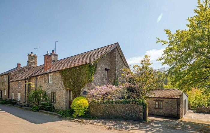 5 Bedroom Character Property For Sale In Charming Farmhouse With Two Bed Annexe In Popular Village, BA4