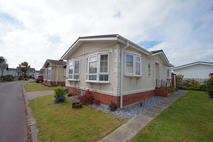 2 Bedroom Park Home For Sale In Court Mount, Canterbury Road, Birchington, Kent, CT7