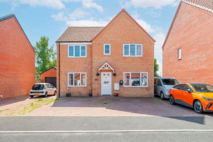 5 Bedroom Detached House For Sale In Portobello Drive, Martham, NR29