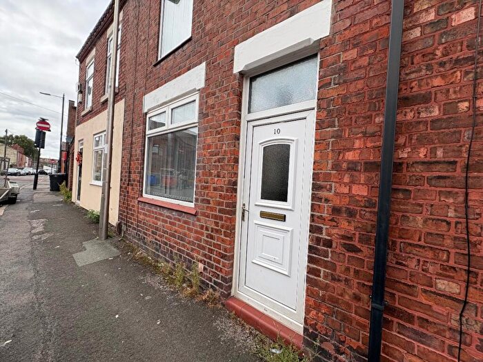 2 Bedroom Terraced House To Rent In Morley Street, Atherton, Manchester, M46