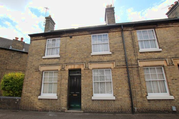 3 Bedroom End Of Terrace House To Rent In Towler Street, Peterborough, PE1