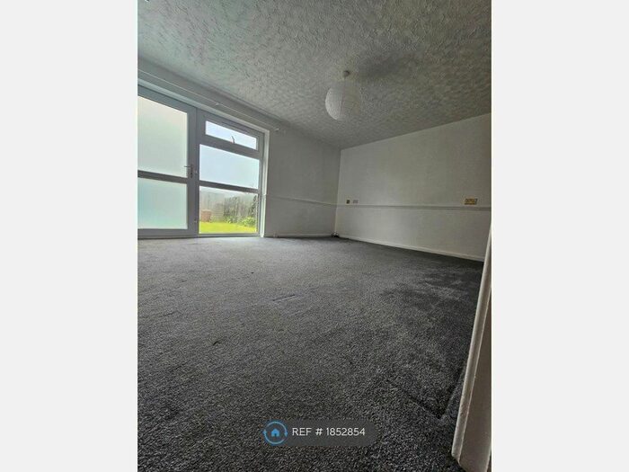 3 Bedroom Terraced House To Rent In Hawkshead Road, Ribbleton, Preston, PR2