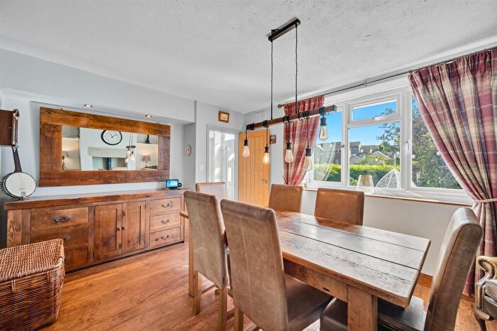 5 Bedroom Semi-Detached House For Sale In Whitecross Avenue, Tideswell, Buxton, SK17