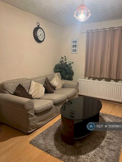 2 Bedroom Flat To Rent In London Road, Mitcham, CR4