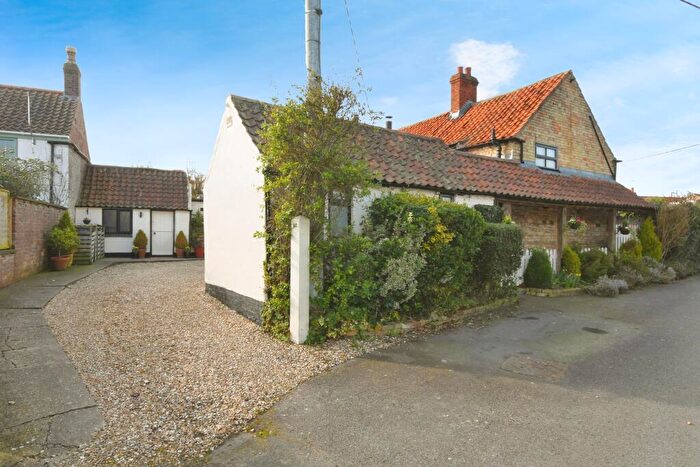 6 Bedroom Cottage For Sale In Craypool Lane, Scothern, Lincoln, Lincolnshire, LN2