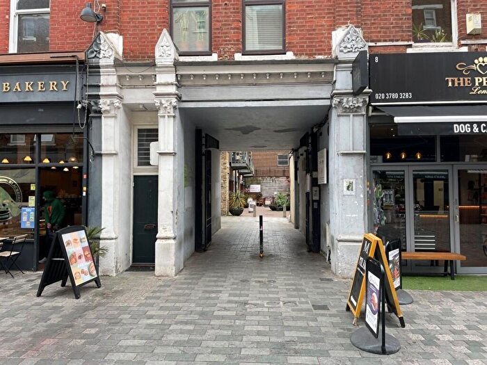 2 Bedroom Flat For Sale In Hildreth Street Mews, London, SW12