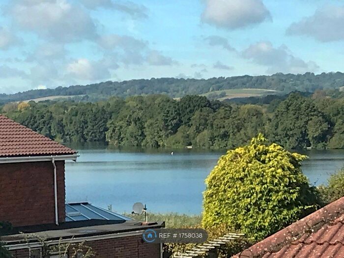 2 Bedroom Flat To Rent In Long Meadow, Sevenoaks, TN13