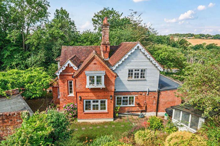 3 Bedroom Detached House For Sale In Gravel Hill, Chalfont St. Peter, SL9