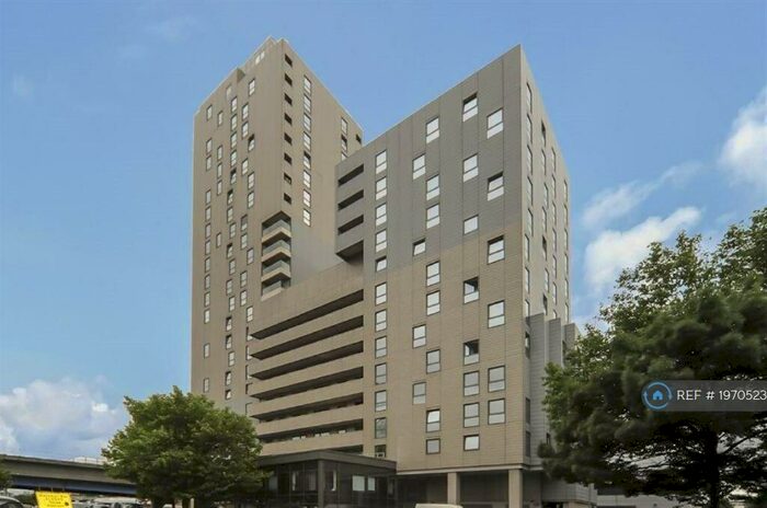 1 Bedroom Flat To Rent In Wharfside Point South, London, E14