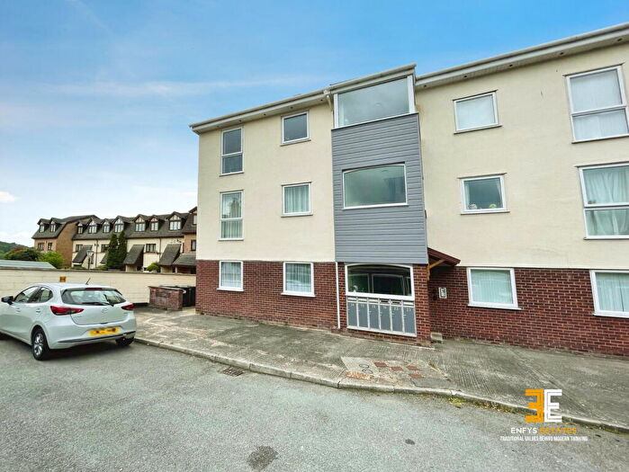 2 Bedroom Apartment For Sale In Benarth Court, Glan Conwy, LL28