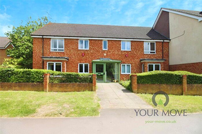 2 Bedroom Flat For Sale In Milton Road, Clapham, Bedford, Bedfordshire, MK41