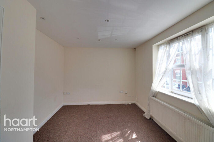 2 Bedroom Apartment To Rent In St Andrews Road, Northampton, NN2