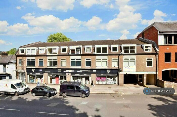 Studio To Rent In Bell Street, Reigate, RH2