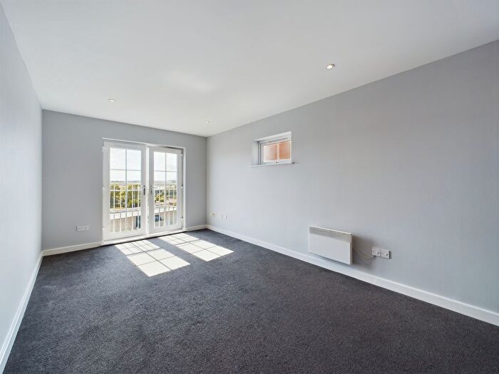 2 Bedroom Flat To Rent In Kaber Court, Horsfall Street, Dingle, Liverpool, L8