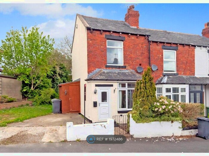 2 Bedroom End Of Terrace House To Rent In Springfield Mount, Horsforth, Leeds, LS18