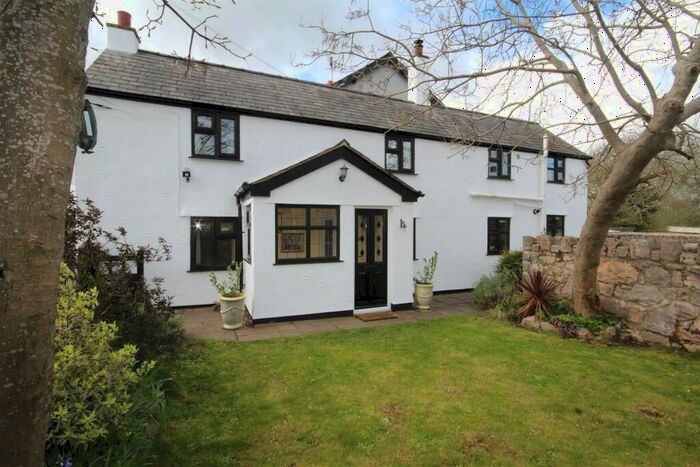 3 Bedroom Detached House For Sale In Dolwen Road, Llysfaen, Colwyn Bay, LL29