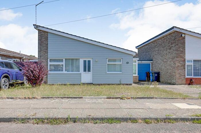 2 Bedroom Detached Bungalow For Sale In Mitford Close, Ipswich, IP1