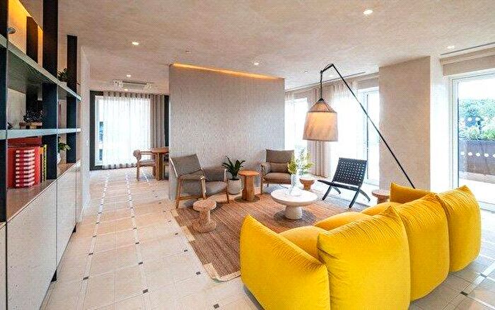 3 Bedroom Apartment To Rent In The Maple, Claremont Road, London, NW2