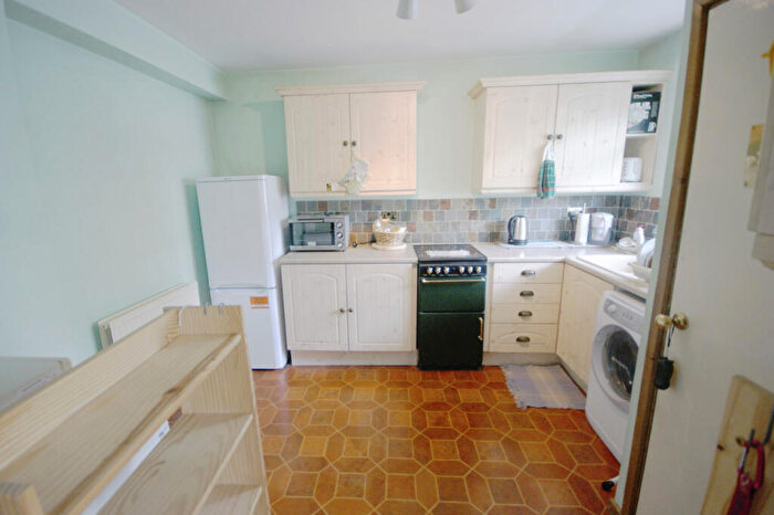 2 Bedroom Maisonette To Rent In Royal College Street, Camden, NW1