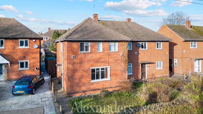 3 Bedroom Semi Detached House For Sale In New Ashby Road, Loughborough, LE11