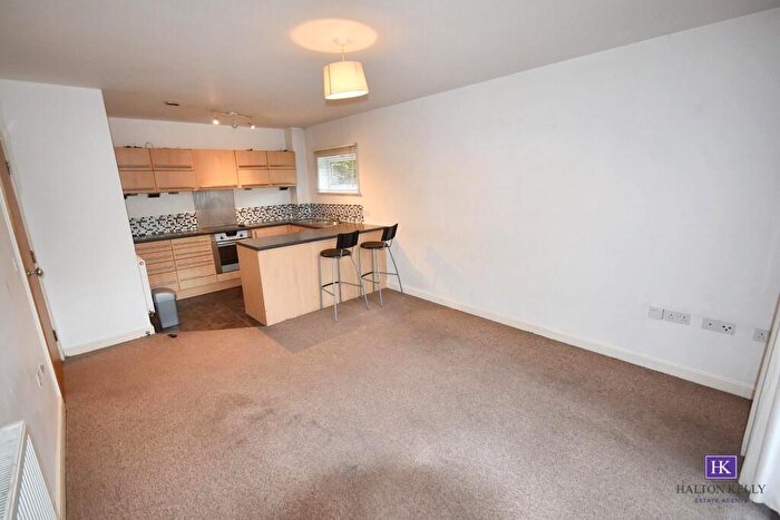 1 Bedroom Flat To Rent In The Waterfront, Manchester, M11